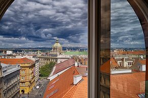 LUMA TERRA PRAGUE