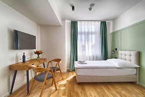 LUMA TERRA PRAGUE