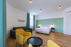 LUMA TERRA PRAGUE