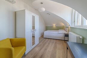 LUMA TERRA PRAGUE
