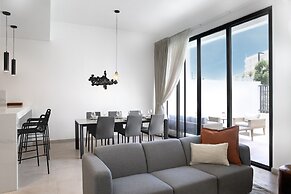 Olala Oasis Homes
