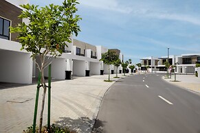 Olala Oasis Homes