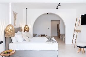 PAREA Paros - Adults only