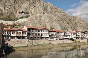 Salih Bey Konağı