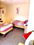 Walkden House