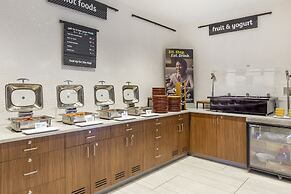 Candlewood Suites Roanoke Airport by IHG