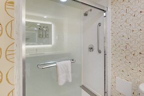 Candlewood Suites Roanoke Airport by IHG