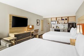 Candlewood Suites Roanoke Airport by IHG