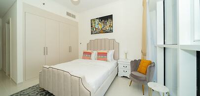 Carson Elegant Living in One Bedroom