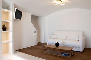 LF Suites & Villas