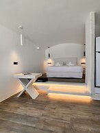 LF Suites & Villas
