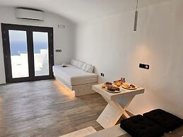 LF Suites & Villas