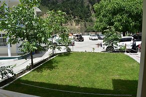 Hotel River View Naran