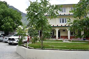 Hotel River View Naran