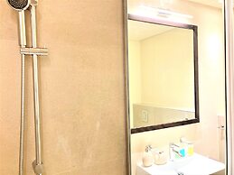 Amazing Studio With Balcony in Park View Dubai