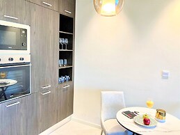 Amazing Living With Balcony - Park View JVC