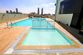 Amazing living in park view studio