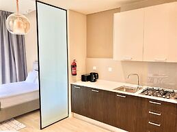 Amazing living in park view studio