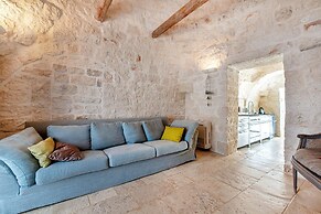 Tenuta Diciassetteconi Trulli With Pool