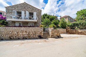 Apartments Zarac