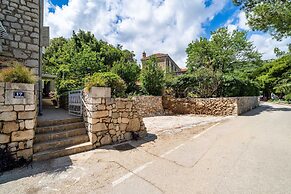 Apartments Zarac