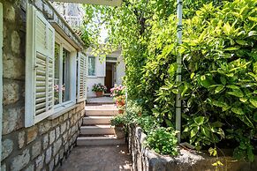 Apartments Zarac