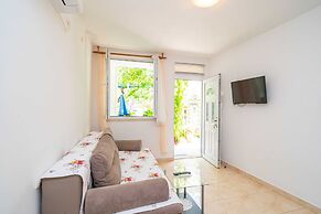 Apartments Zarac