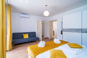 Apartment Ding Dong