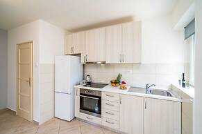 Apartment Ding Dong