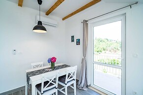 Apartments Amalija