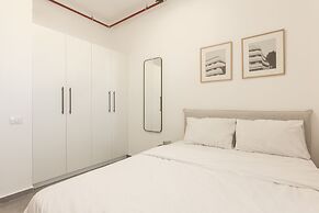 AirTLV - Menachem Begin Apartment