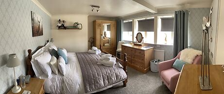 Stunning Two Bedroom Cottage in Honley