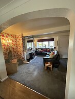 Stunning Two Bedroom Cottage in Honley