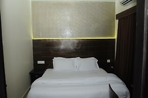 HOTEL GRAND PARKWAY