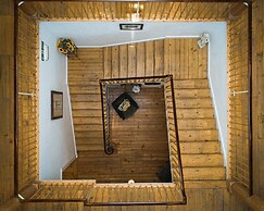Cortes House