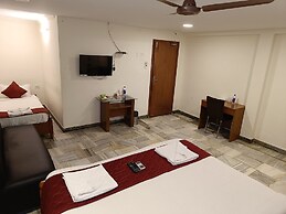 GT Grande Hotel-Near US Consulate