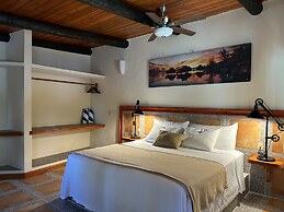 The Diving Lodge Downtown