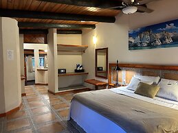 The Diving Lodge Downtown