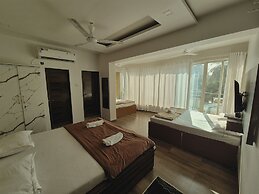 White House Beach Resort