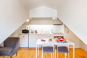 Oporto Loft with Mezzanine
