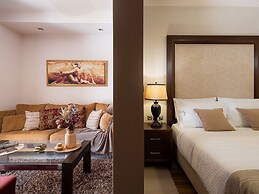 Villa Peacock with Spa Facilities