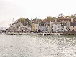 Townbridge Apartment