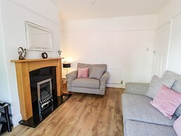 13 The Crescent