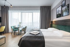Green Hotel