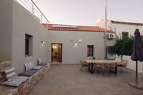 Villa Garifalia with Sauna & Hydromassage