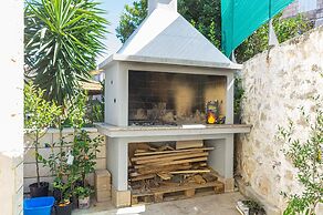 S2 - Modern Studio, Just 50m From the Beach