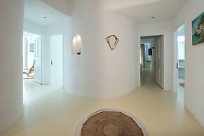 Villa Super Three