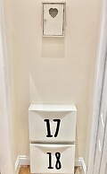 Waterloo Luxury Apartment