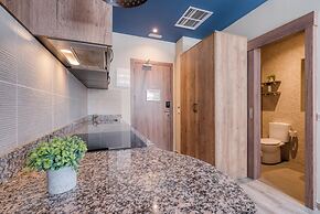 Livensa Living Studios Valencia Marina Real
