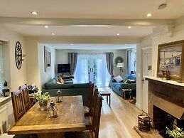 5bed-10guests-fireplace-hottub-pets Ok-parking